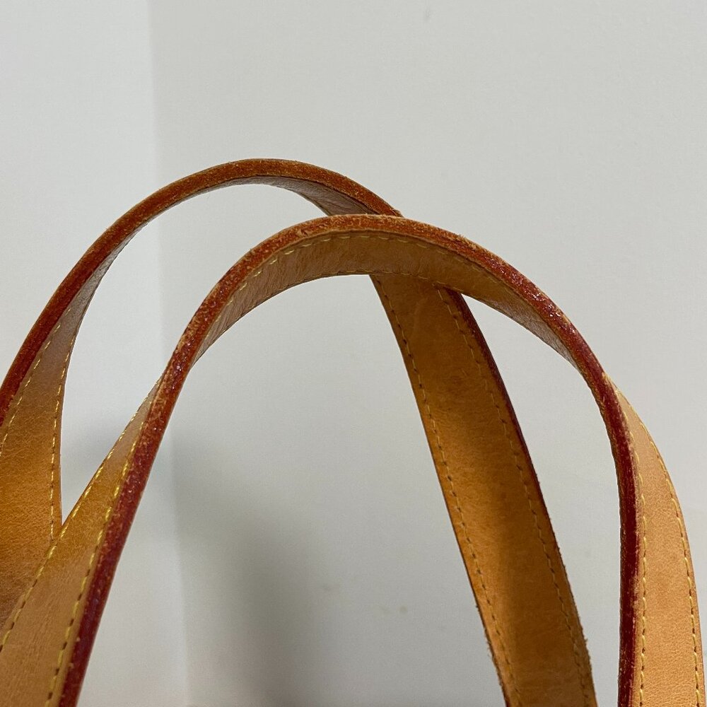 Dooney & Bourke Vintage CABRIOLET Dome Satchel/Crossbody Tan Canvas & Leather - Picture 6 of 16